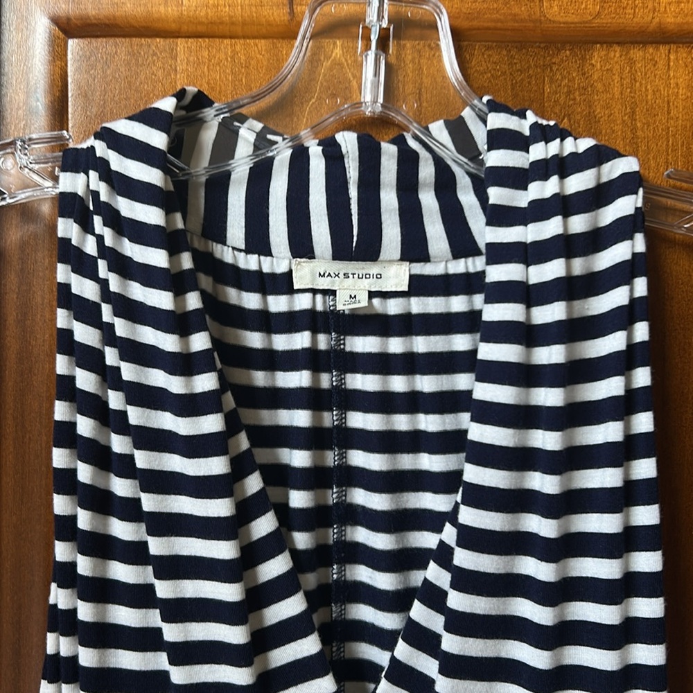 Max Studio Sleeveless Dress - Picture 4 of 10